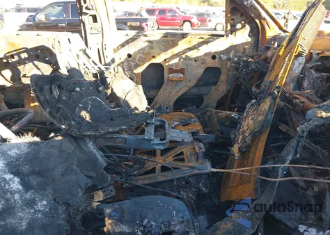 2014 Chevrolet Silverado 1500 1Lt from USA, damaged, VIN 3GCUKRECXEG427692